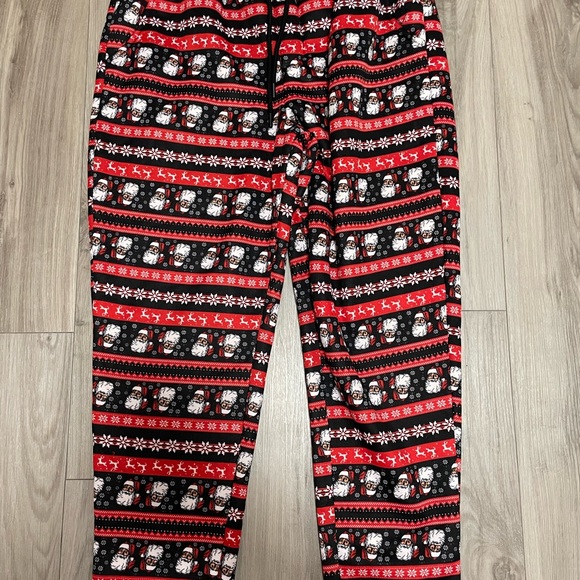 ADTN women’s lined festive pants, size M, new but no tag, great for winter! - Picture 2 of 6